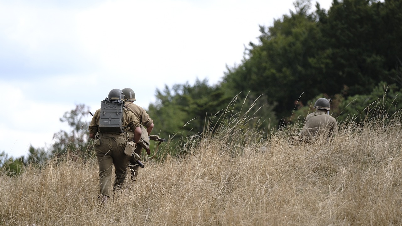 découvrez les stratégies militaires incontournables qui ont façonné l'histoire des conflits. analysez des tactiques, des opérations et des approches révolutionnaires utilisées par les nations à travers le temps pour remporter des victoires décisives.