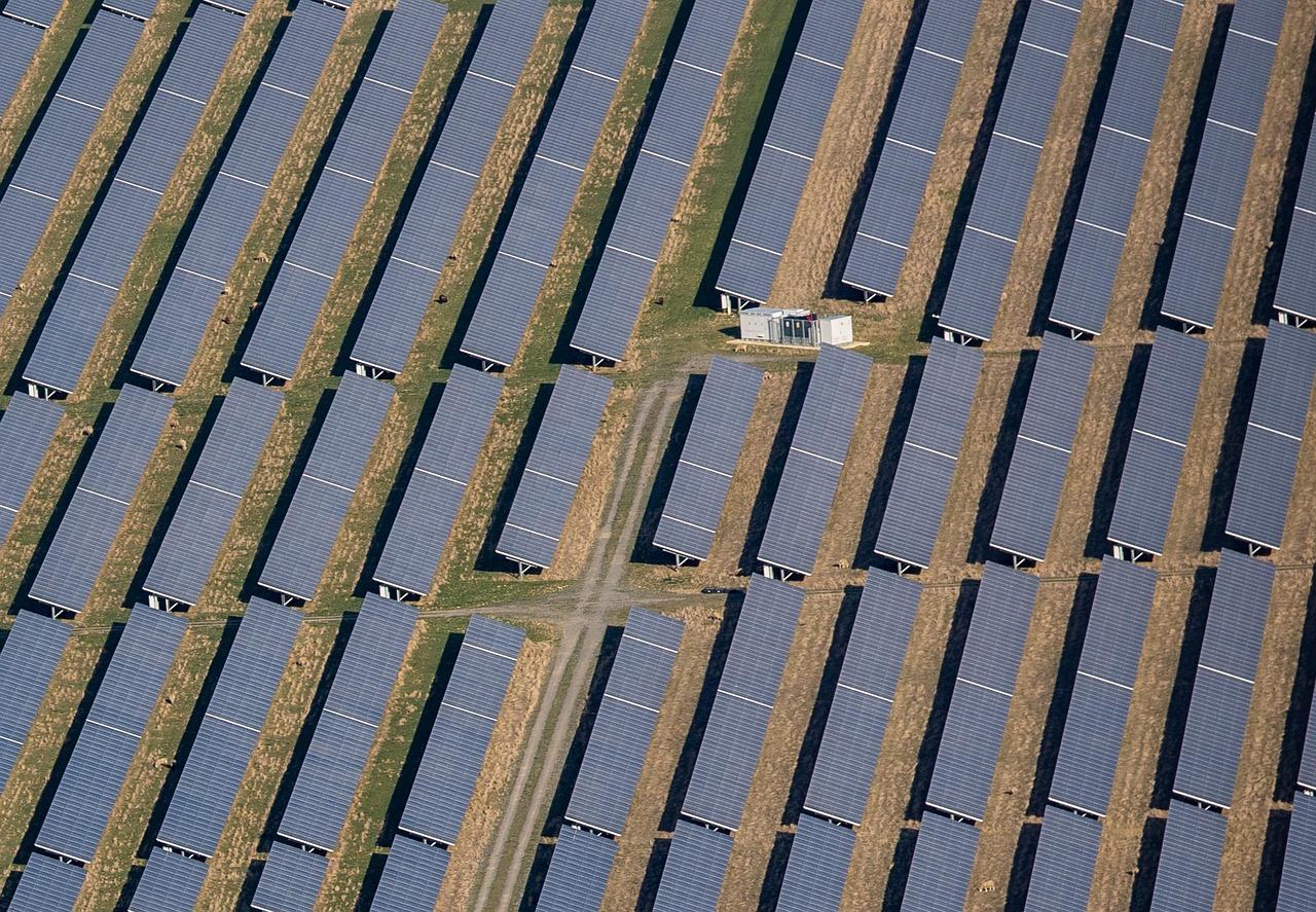 découvrez les avantages des énergies renouvelables, des solutions durables pour un avenir propre et respectueux de l'environnement.