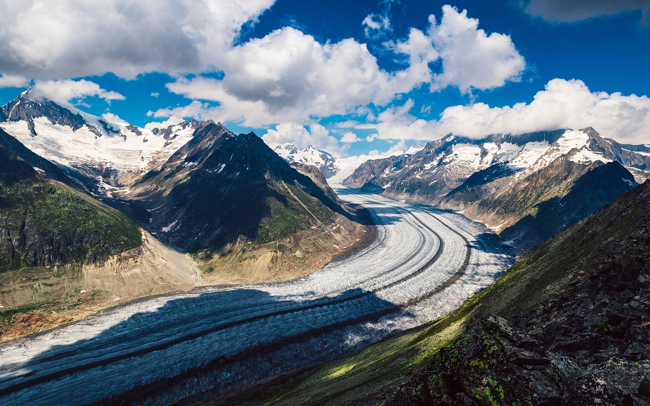 Réchauffement climatique : un effondrement massif des glaciers prévu d’ici 2050