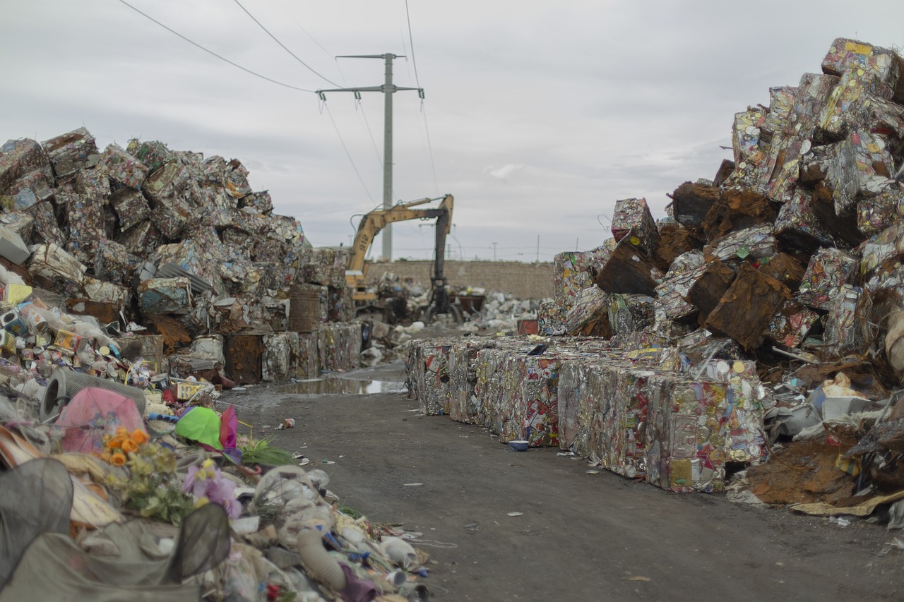 découvrez des solutions innovantes et durables pour la gestion des déchets. apprenez comment optimiser le recyclage, réduire les déchets et améliorer la durabilité environnementale dans votre communauté.