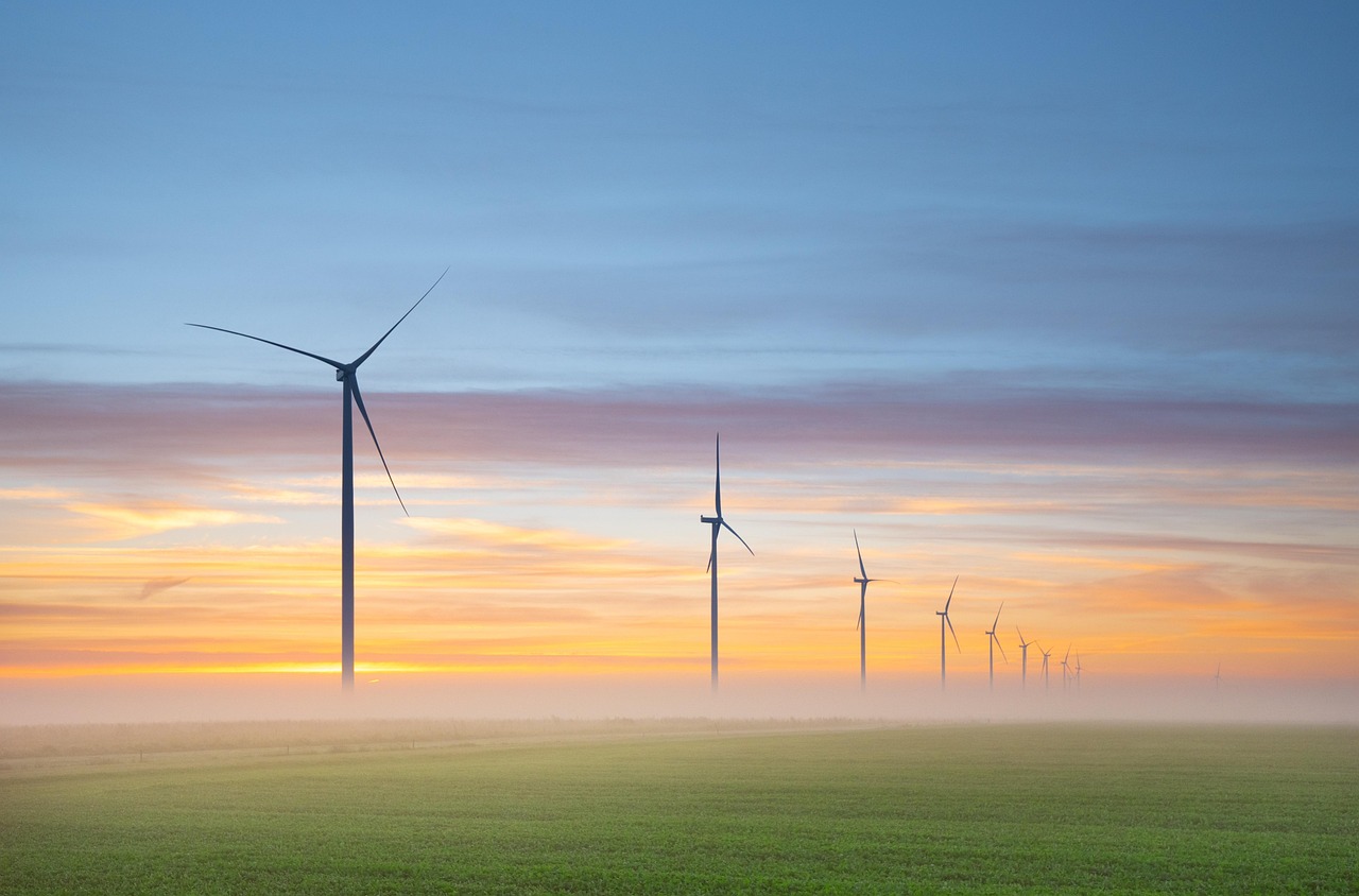 Énergies renouvelables : Comprendre leur impact sur l’environnement et l’économie