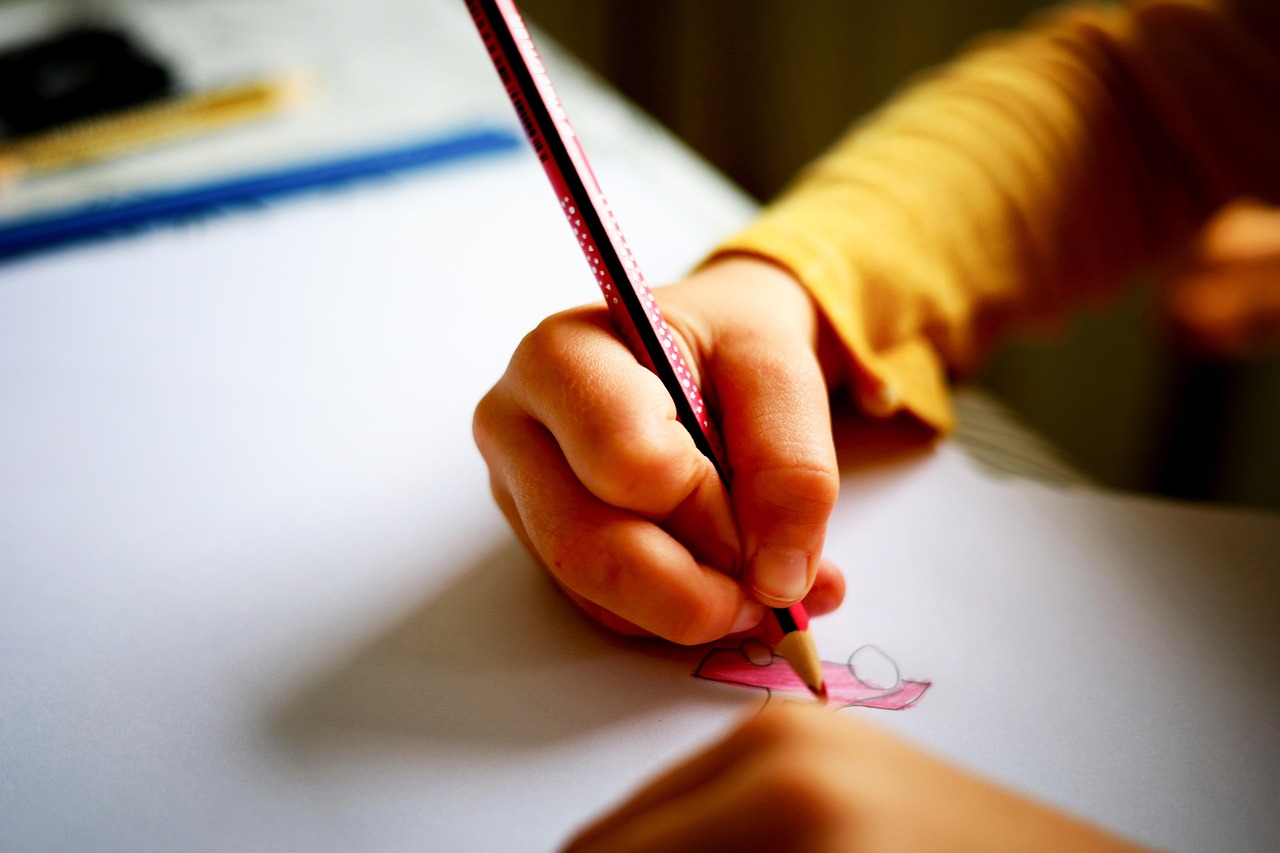 découvrez comment une rénovation scolaire peut transformer l'environnement d'apprentissage, améliorer le bien-être des élèves et favoriser l'innovation pédagogique. explorez des idées inspirantes et des conseils pratiques pour moderniser efficacement votre établissement.