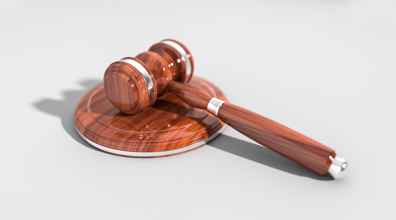 découvrez les enjeux de la justice climatique : un appel à l'équité dans la lutte contre le changement climatique, qui vise à protéger les communautés vulnérables et à promouvoir des solutions durables pour un avenir équitable et respectueux de l'environnement.