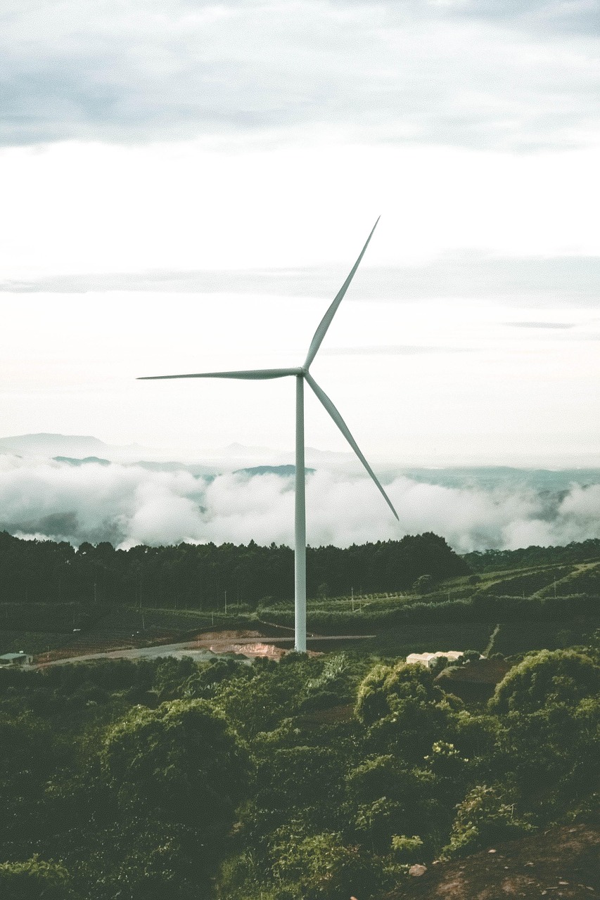 découvrez des stratégies énergétiques innovantes pour optimiser votre consommation, réduire votre empreinte carbone et adopter des solutions durables. explorez les meilleures pratiques et technologies en matière d'énergie renouvelable et d'efficacité énergétique.