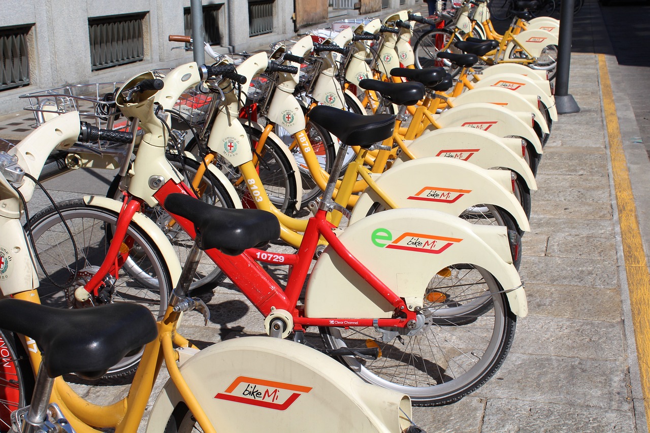 découvrez des solutions de mobilité durable qui révolutionnent nos déplacements quotidiens. explorez des modes de transport écologiques et innovants, contribuant à un avenir plus vert et responsable. adoptez une démarche respectueuse de l'environnement tout en améliorant votre qualité de vie !
