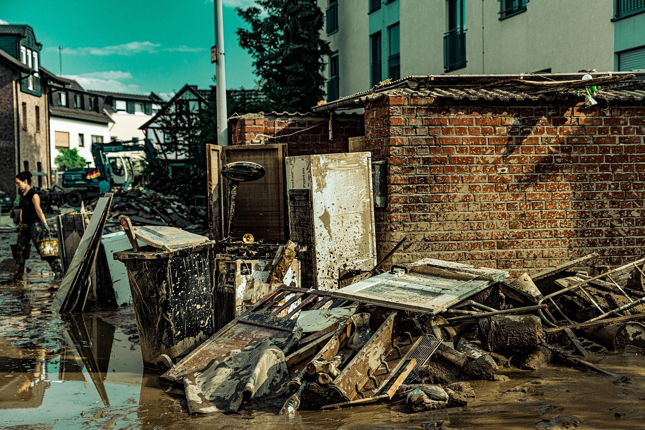 découvrez les impacts et les solutions face aux inondations. apprenez-en davantage sur la prévention, les causes et les mesures d'urgence à adopter pour protéger votre environnement et votre sécurité.