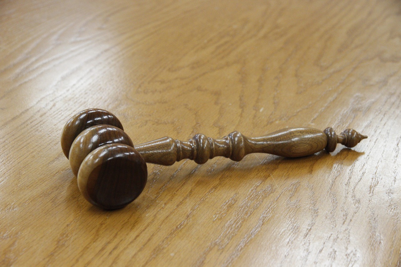 découvrez les décisions judiciaires, leur importance et leur impact sur le système juridique. analysez comment elles influencent l'application du droit et contribuent à la jurisprudence.