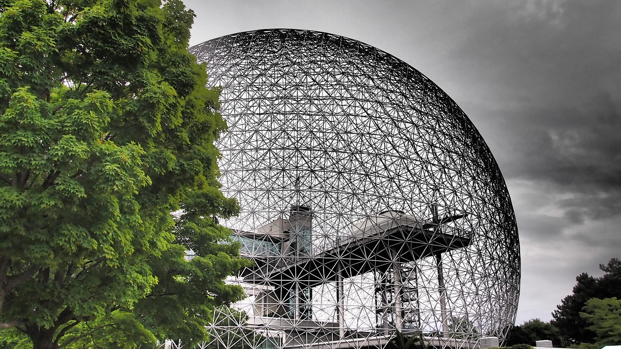 découvrez le canada : un pays vaste et diversifié, réputé pour ses paysages spectaculaires, sa culture accueillante et ses nombreuses opportunités de voyage, d'étude et d'affaires.