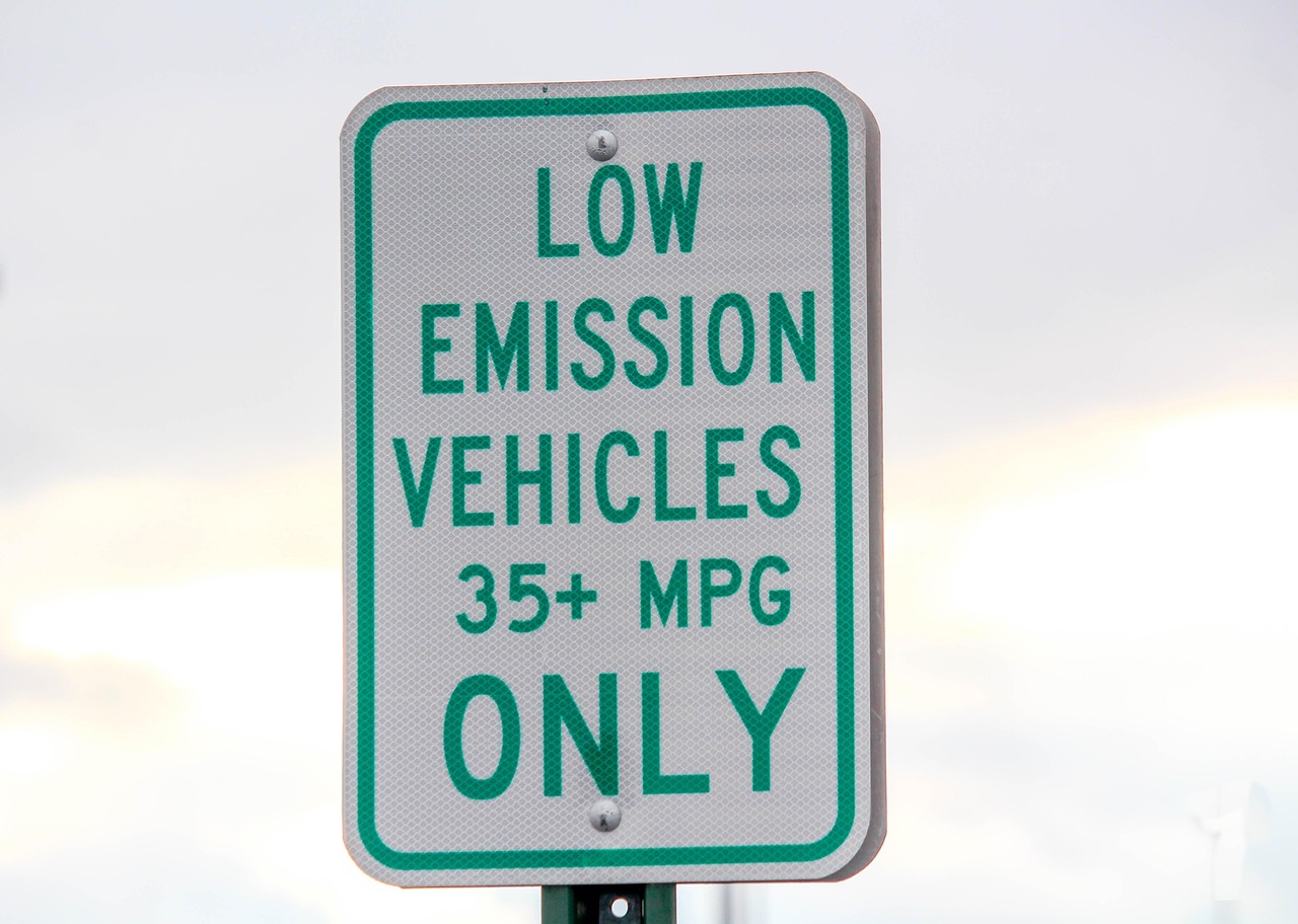 d&eacute;couvrez les causes, impacts et solutions pour r&eacute;duire les &eacute;missions de m&eacute;thane, un gaz &agrave; effet de serre puissant contribuant au changement climatique.
